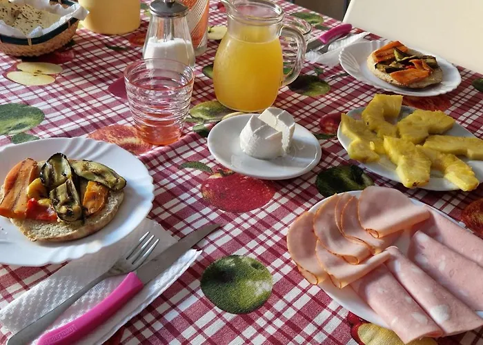 Casa Mia לינה וארוחת בוקר 3*